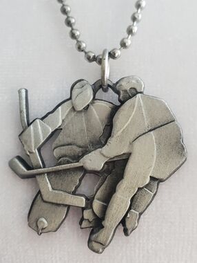 RIDEAU PEWTER Hockey Players Pendant Necklace - Silver Tone Beaded Chain